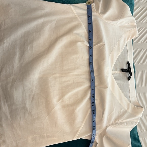 White House Black Market 3/4 Flare Sleeve top - size 2 - Picture 6 of 12